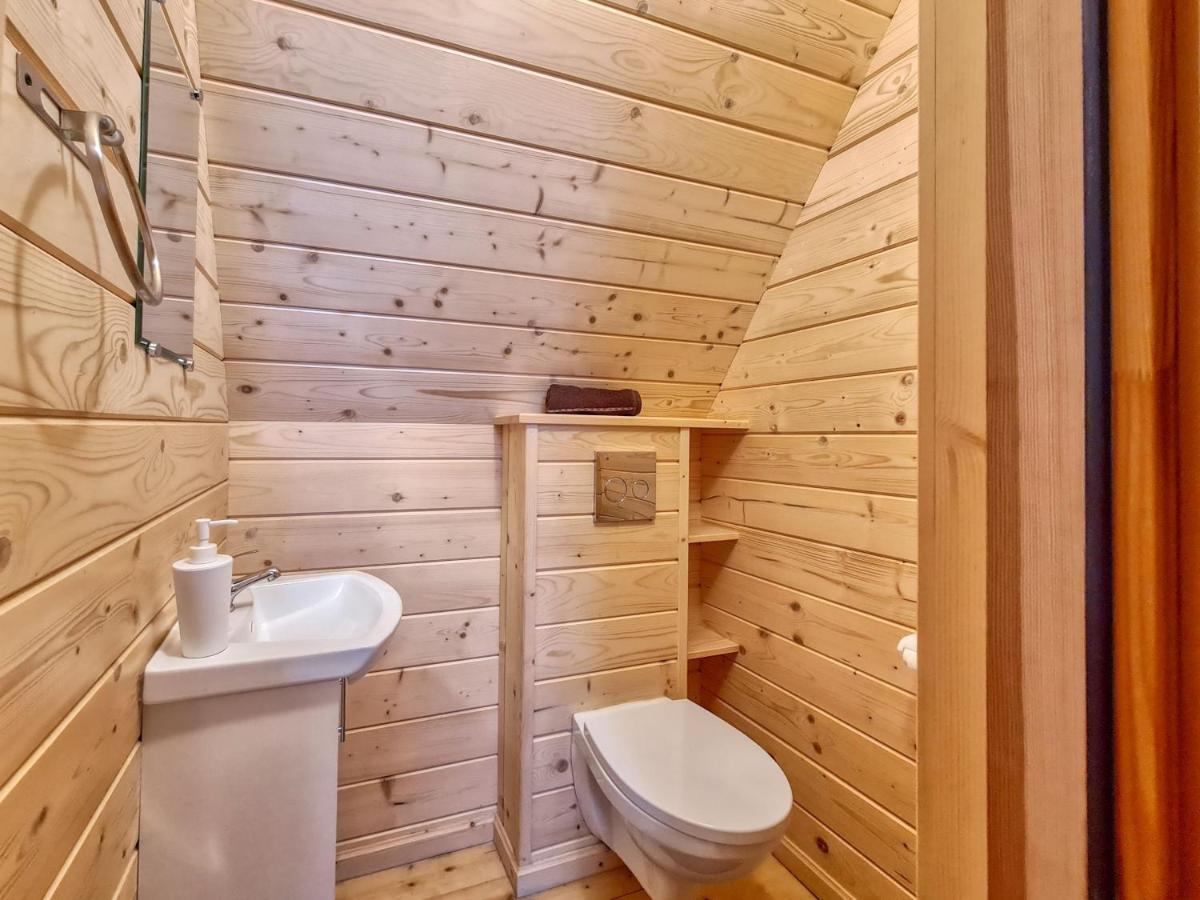 Domek W Zebie Z Jacuzii I Sauna W Cenie Зомб Экстерьер фото