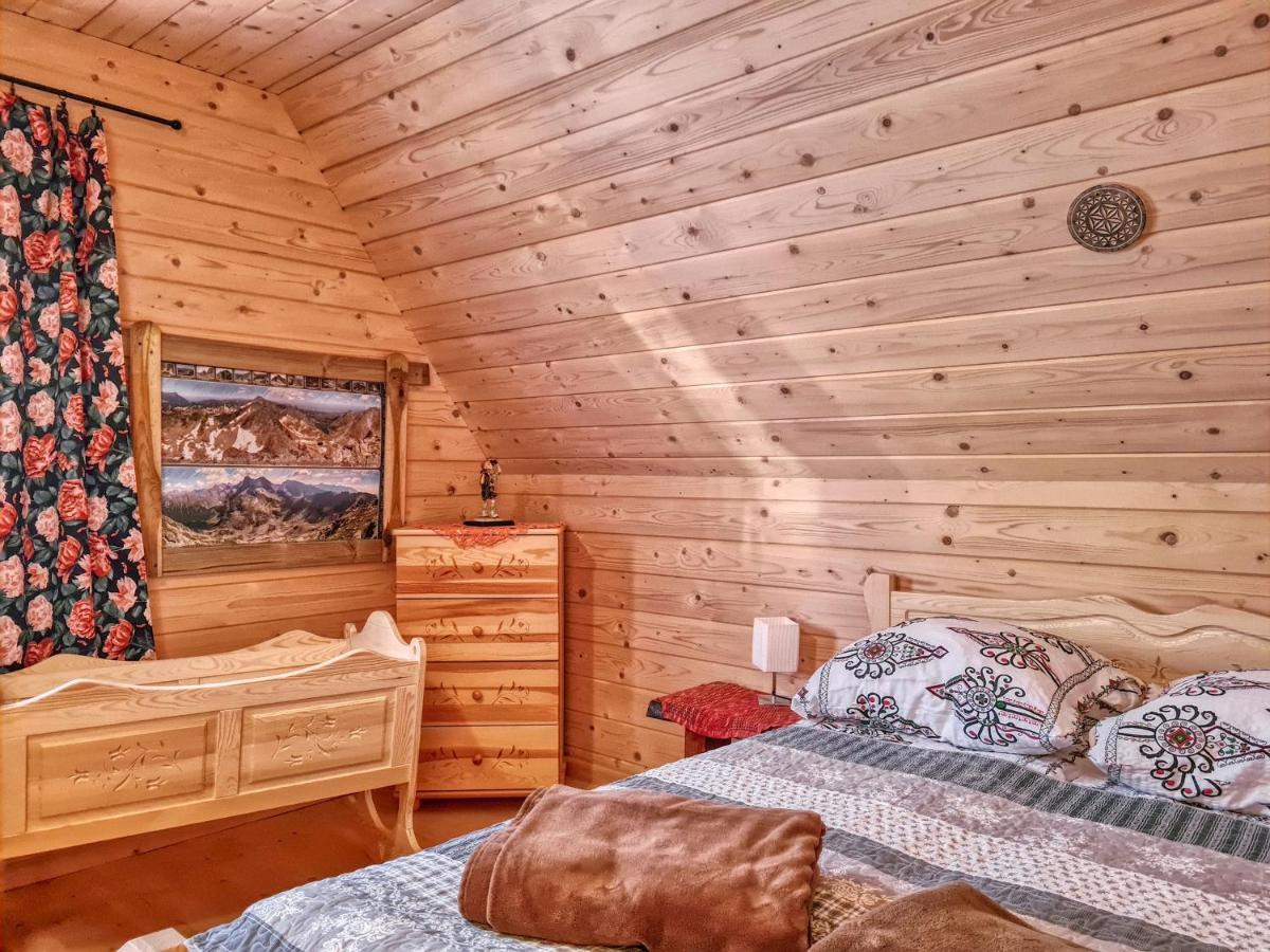 Domek W Zebie Z Jacuzii I Sauna W Cenie Зомб Экстерьер фото