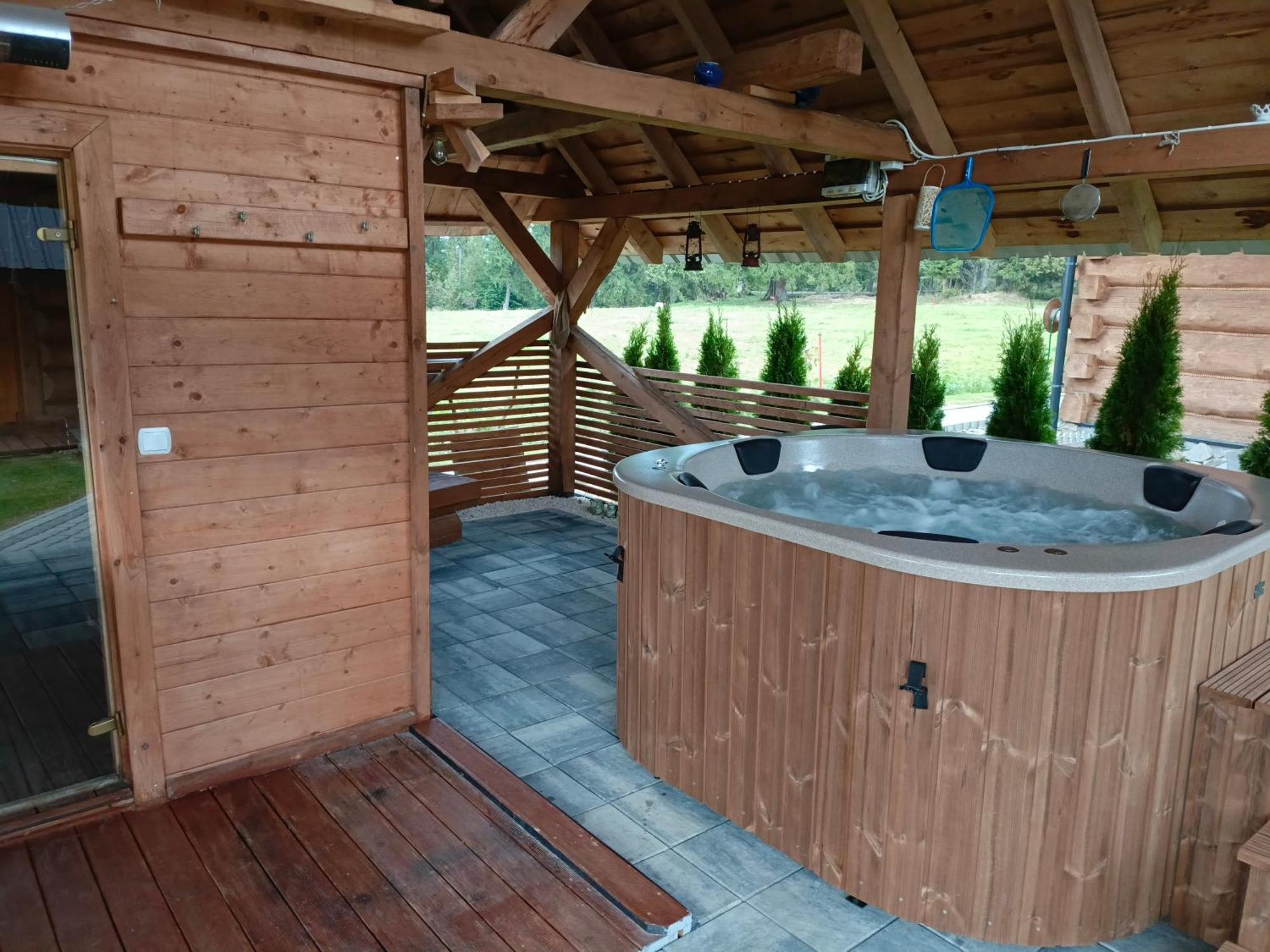 Domek W Zebie Z Jacuzii I Sauna W Cenie Зомб Экстерьер фото
