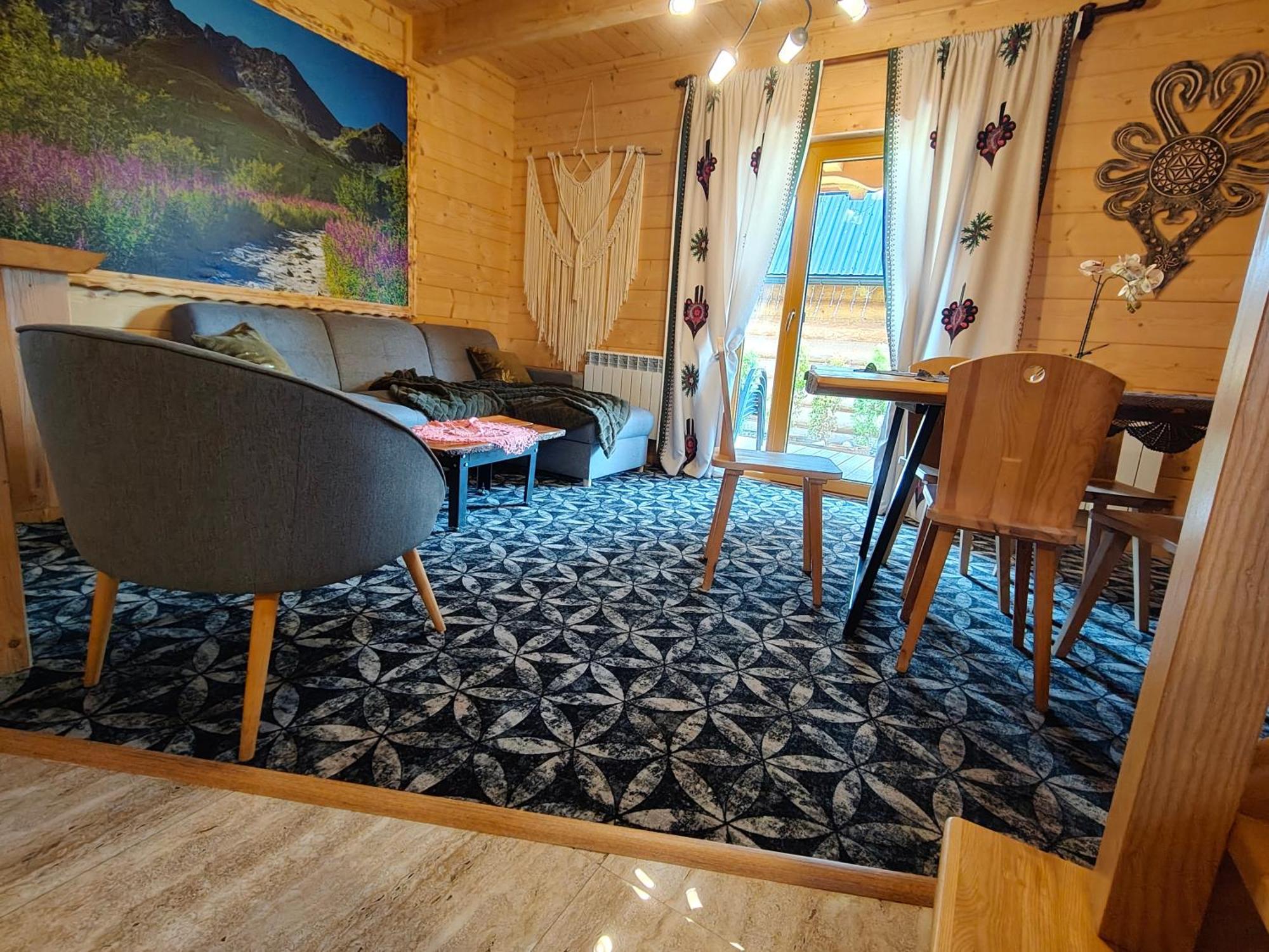 Domek W Zebie Z Jacuzii I Sauna W Cenie Зомб Экстерьер фото